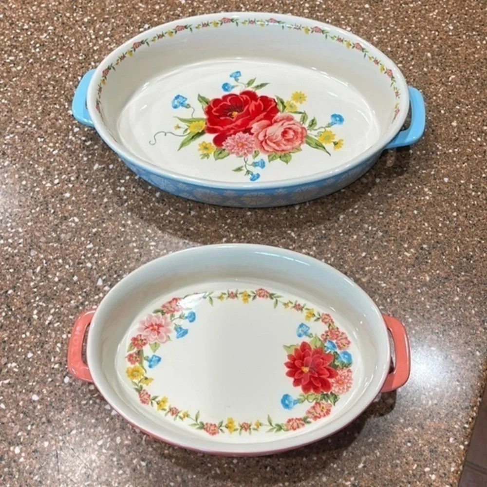 Pioneer woman baking set